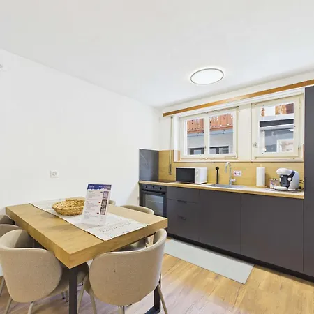 דירה Cozy Alpine Escape For Families & Groups Near *