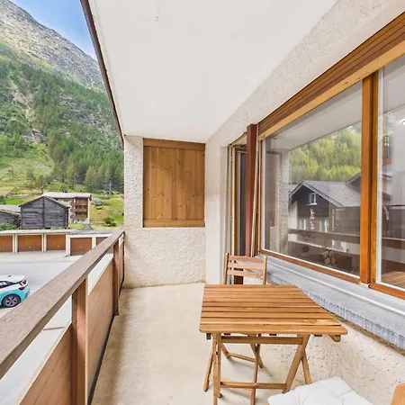 Cozy Alpine Escape For Families & Groups Near דירה *